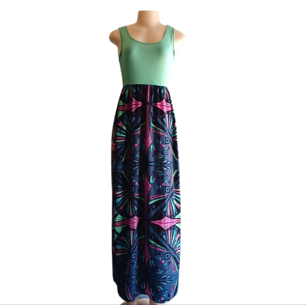 Style Rock boutique maxi dress!